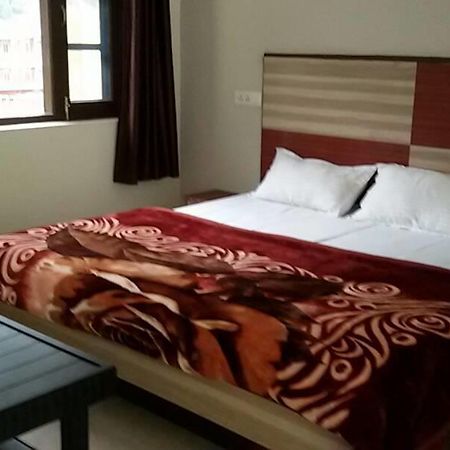 Hotel Deep Forest Kasol Kültér fotó