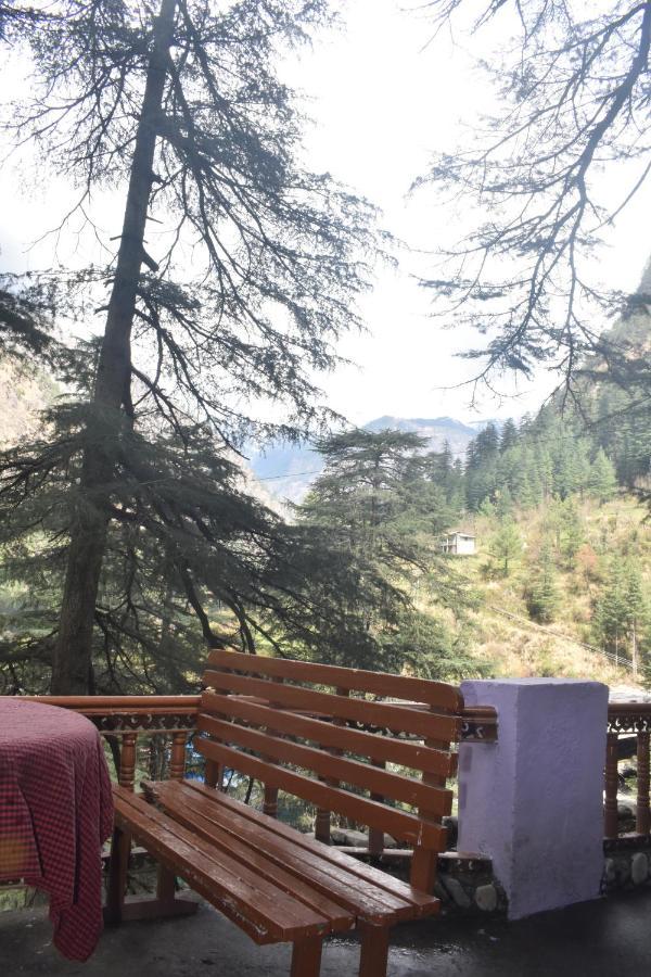 Hotel Deep Forest Kasol Kültér fotó
